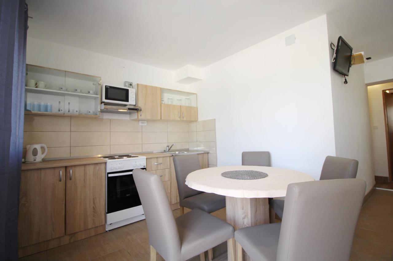 Apartment Suzy Nin Luaran gambar